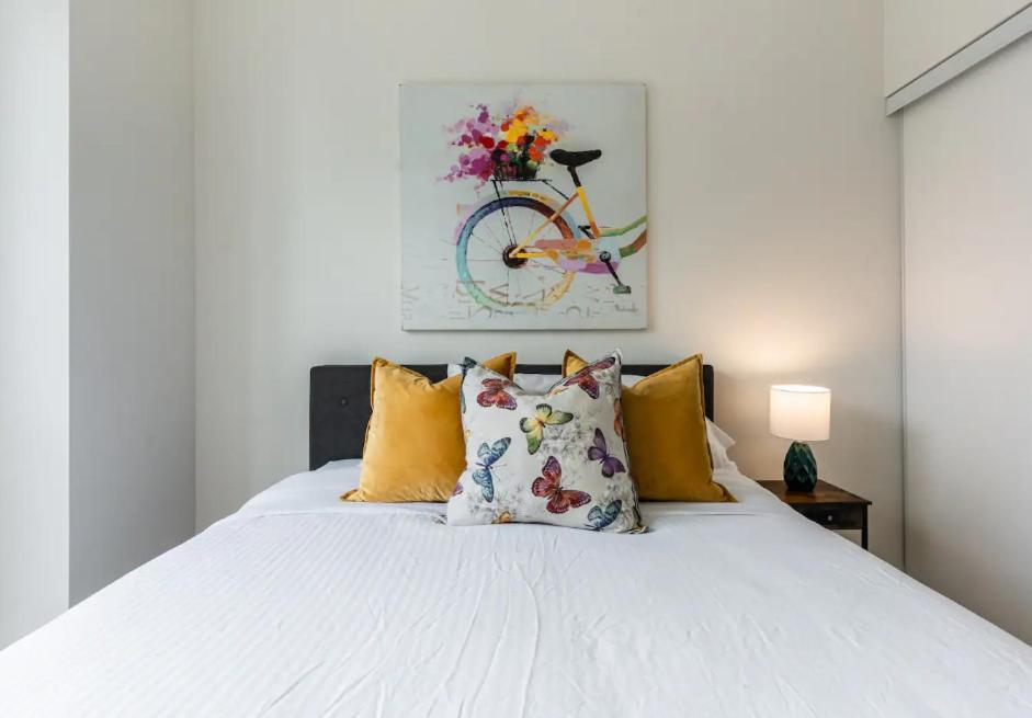 Skyline Suites - Walk To Mtcc, Acc, Rogers Centre & Entertainment District Toronto Exteriör bild