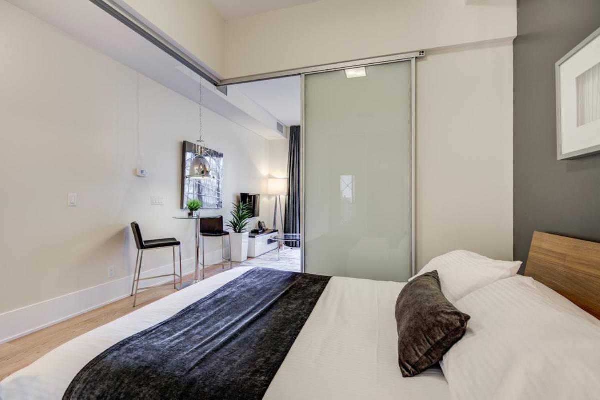 Skyline Suites - Walk To Mtcc, Acc, Rogers Centre & Entertainment District Toronto Exteriör bild
