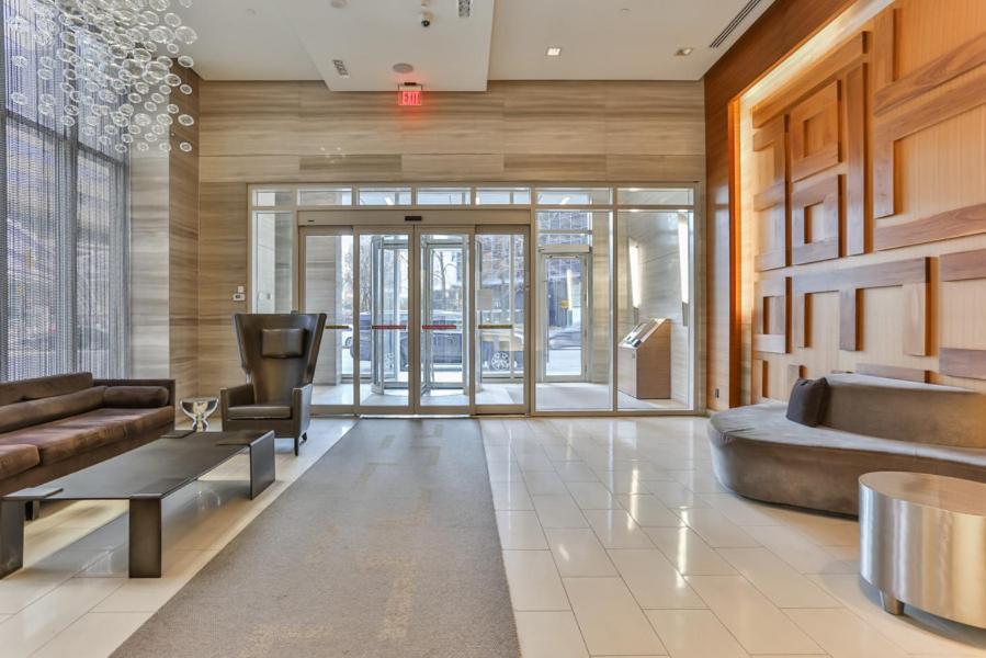 Skyline Suites - Walk To Mtcc, Acc, Rogers Centre & Entertainment District Toronto Exteriör bild