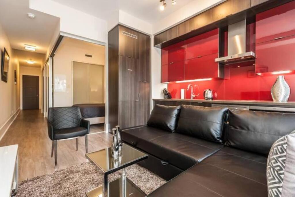 Skyline Suites - Walk To Mtcc, Acc, Rogers Centre & Entertainment District Toronto Exteriör bild