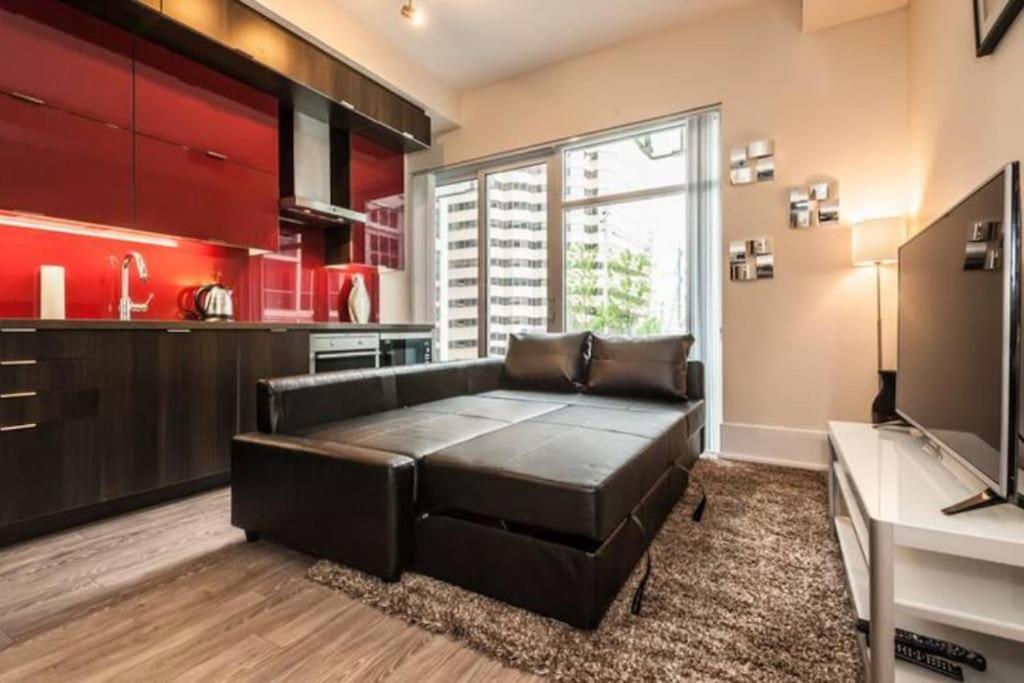Skyline Suites - Walk To Mtcc, Acc, Rogers Centre & Entertainment District Toronto Exteriör bild